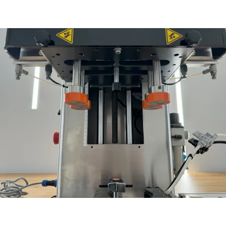 Zakręcarka rolkowa CS-1000-2 0